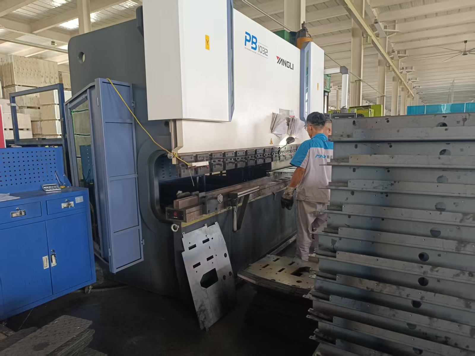 Manufacturing line